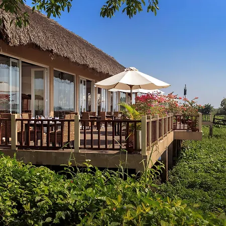 Mekong Riverside Boutique Resort & Spa-2