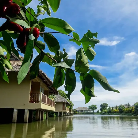 Mekong Riverside Boutique Resort & Spa-2